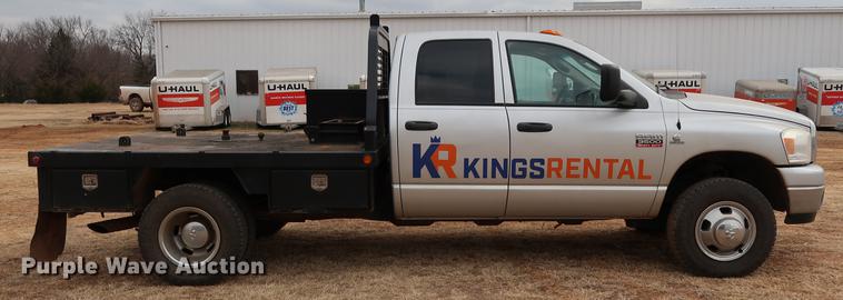 image for item FI9759 2009 Dodge Ram 3500HD Big Horn Edition Quad Cab flatbed pickup truck