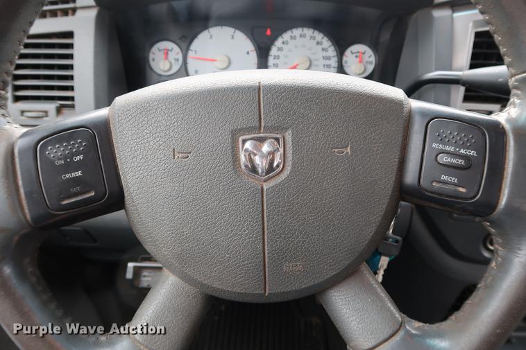 image for item FI9759 2009 Dodge Ram 3500HD Big Horn Edition Quad Cab flatbed pickup truck