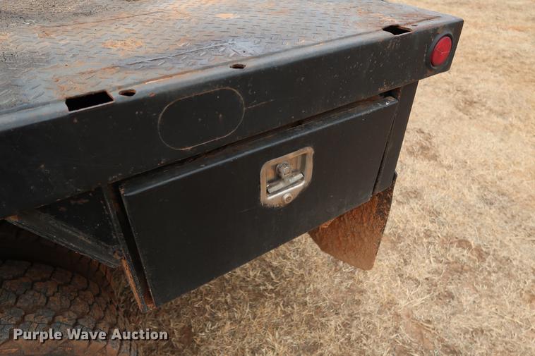 image for item FI9759 2009 Dodge Ram 3500HD Big Horn Edition Quad Cab flatbed pickup truck