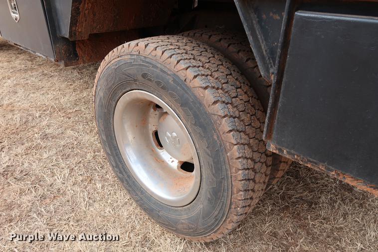 image for item FI9759 2009 Dodge Ram 3500HD Big Horn Edition Quad Cab flatbed pickup truck