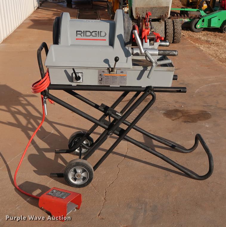 image for item FI9764 Ridgid 1822-I pipe and bolt threading machine