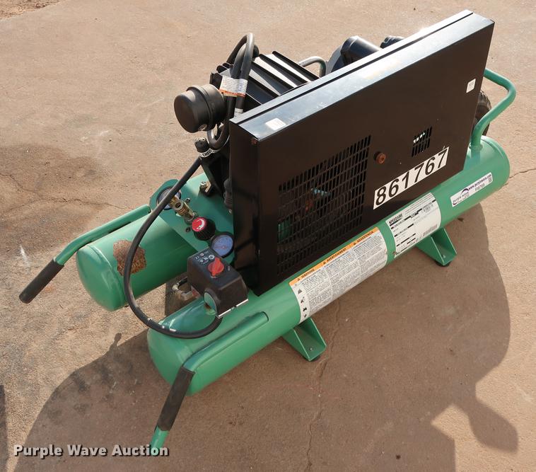 image for item FI9769 2016 Speedaire 4B222F air compressor