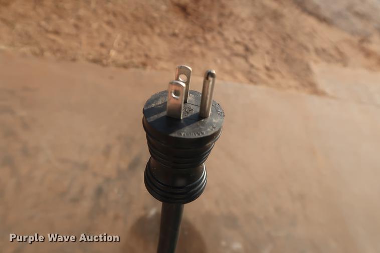 image for item FI9769 2016 Speedaire 4B222F air compressor