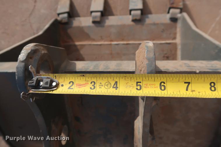 image for item FI9773 WB excavator bucket