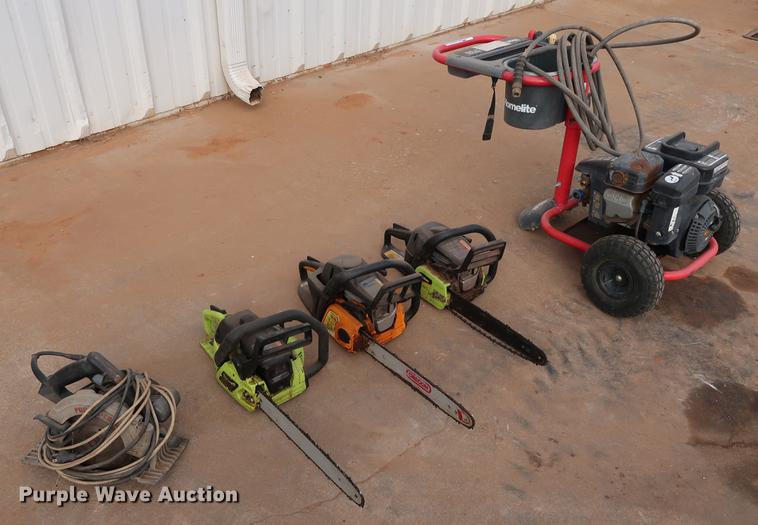 image for item FI9774 Lawn and garden equipment