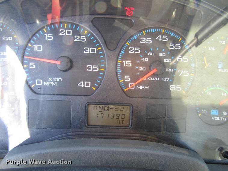 image for item FJ9607 2007 International 4400 service truck with crane