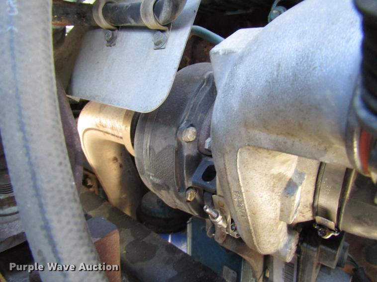 image for item FJ9607 2007 International 4400 service truck with crane