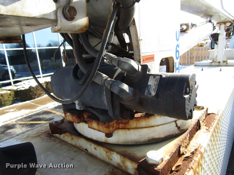 image for item FJ9607 2007 International 4400 service truck with crane