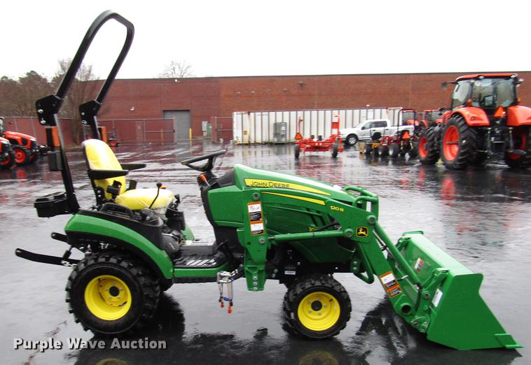 image for item FJ9609 2018 John Deere 1025R MFWD tractor