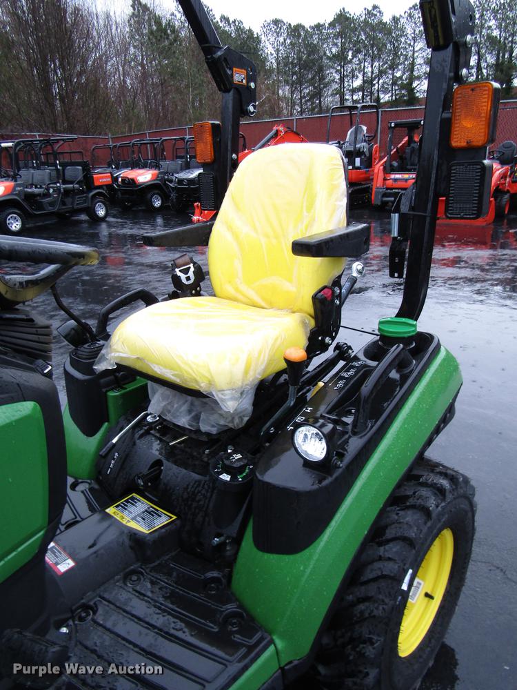image for item FJ9609 2018 John Deere 1025R MFWD tractor