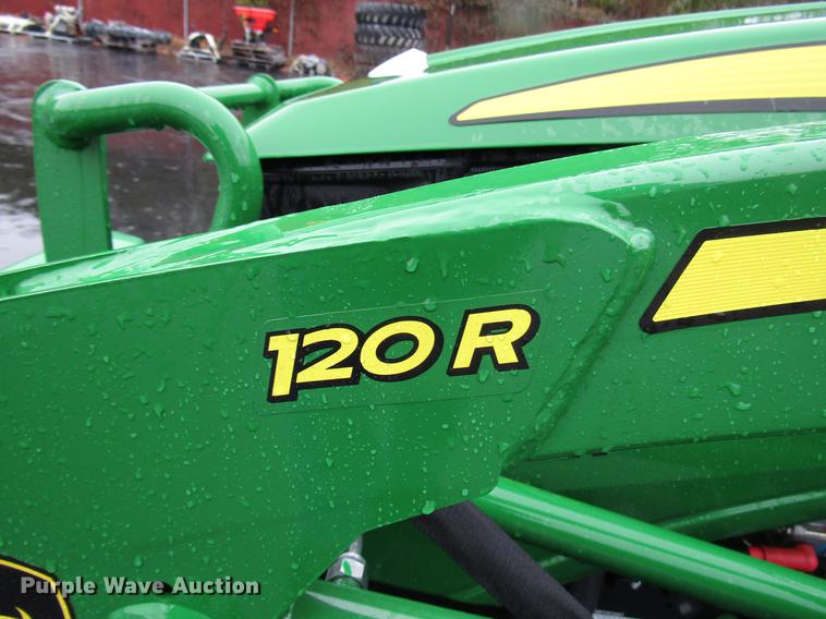 image for item FJ9609 2018 John Deere 1025R MFWD tractor