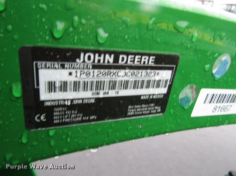 image for item FJ9609 2018 John Deere 1025R MFWD tractor