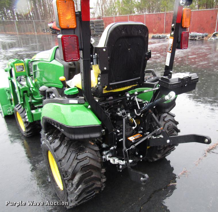 image for item FJ9609 2018 John Deere 1025R MFWD tractor