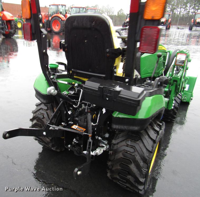 image for item FJ9609 2018 John Deere 1025R MFWD tractor