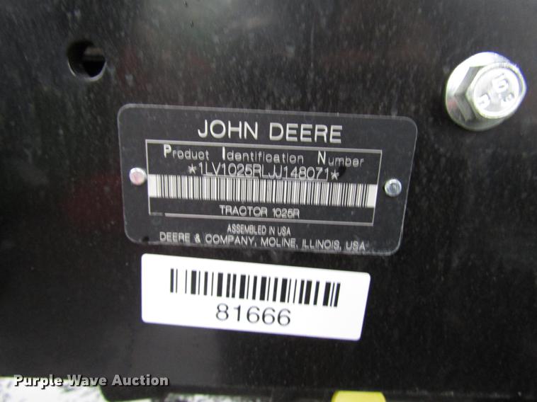 image for item FJ9609 2018 John Deere 1025R MFWD tractor