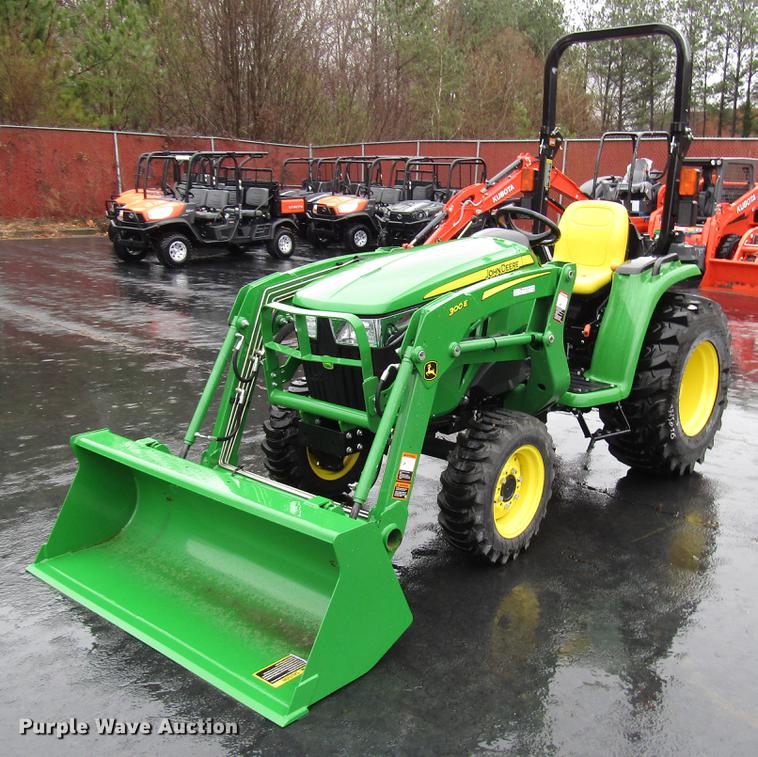image for item FJ9610 2017 John Deere 3025E MFWD tractor