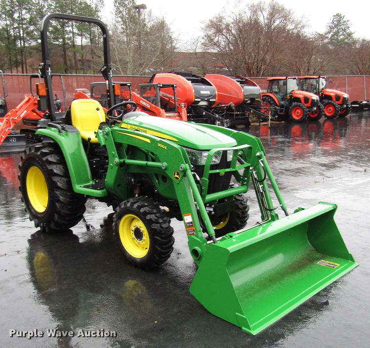 image for item FJ9610 2017 John Deere 3025E MFWD tractor