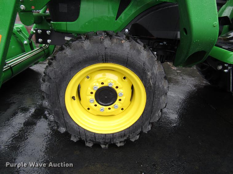 image for item FJ9610 2017 John Deere 3025E MFWD tractor