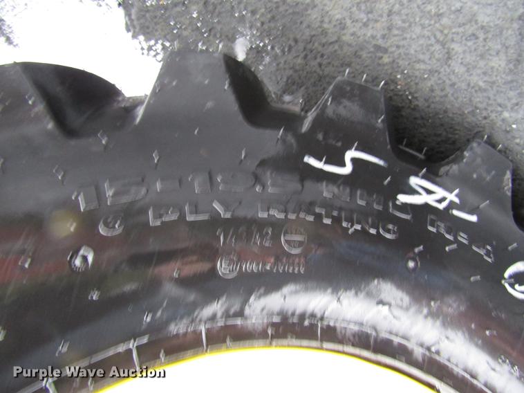 image for item FJ9610 2017 John Deere 3025E MFWD tractor