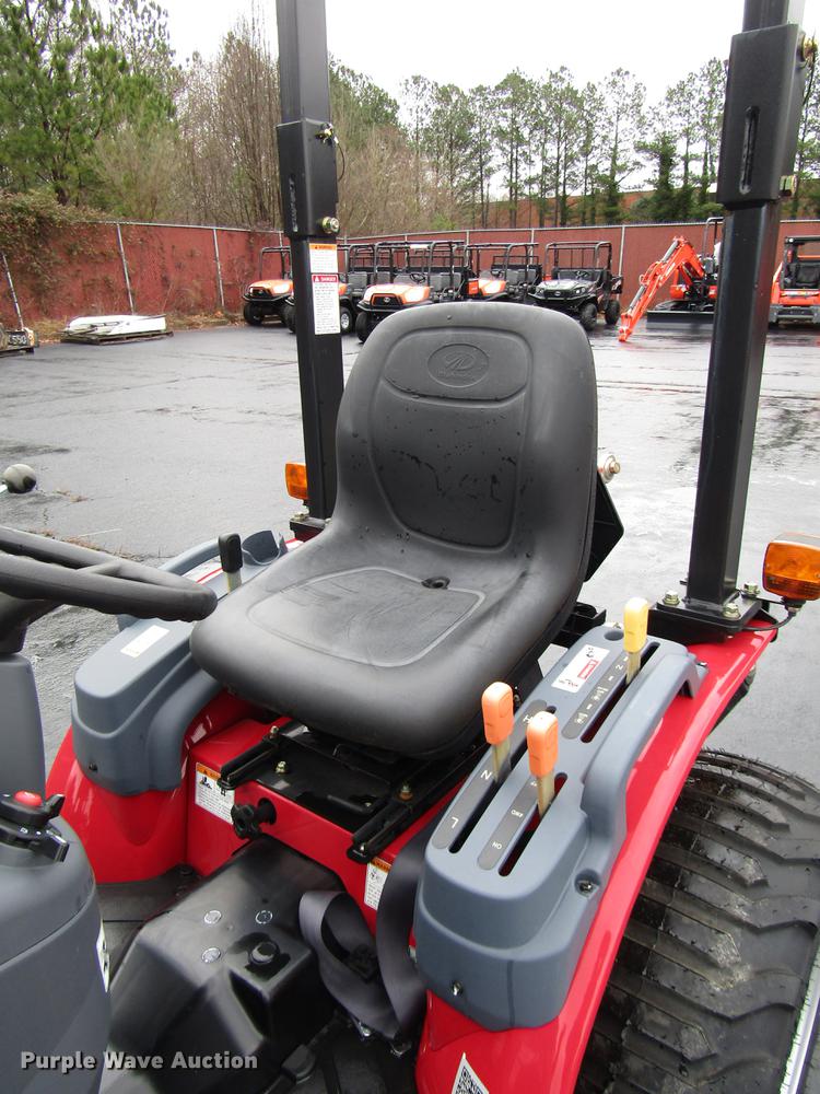 image for item FJ9612 2017 Mahindra eMax 22S MFWD tractor