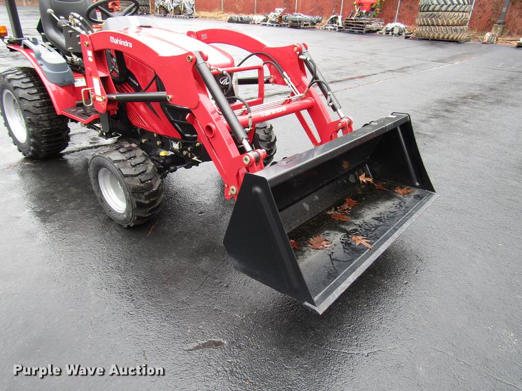 image for item FJ9612 2017 Mahindra eMax 22S MFWD tractor