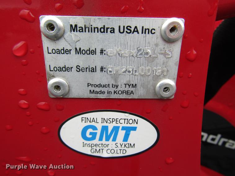 image for item FJ9612 2017 Mahindra eMax 22S MFWD tractor