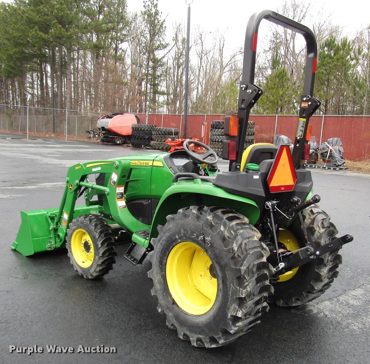 image for item FJ9613 2017 John Deere 3025E MFWD tractor