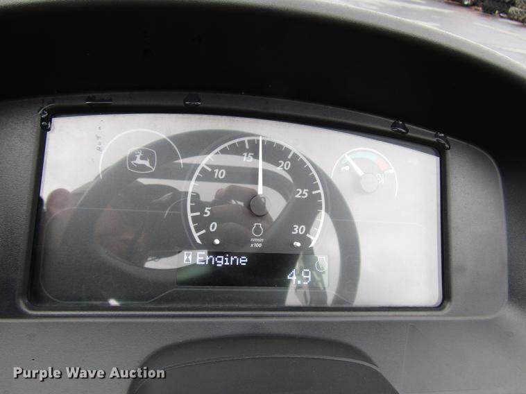 image for item FJ9613 2017 John Deere 3025E MFWD tractor