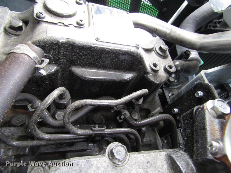 image for item FJ9613 2017 John Deere 3025E MFWD tractor