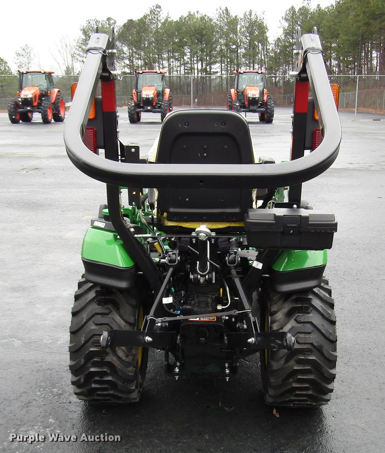 image for item FJ9614 2018 John Deere 1025R MFWD tractor