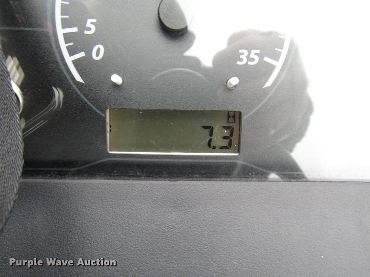 image for item FJ9614 2018 John Deere 1025R MFWD tractor