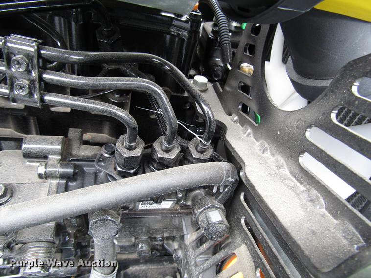 image for item FJ9614 2018 John Deere 1025R MFWD tractor