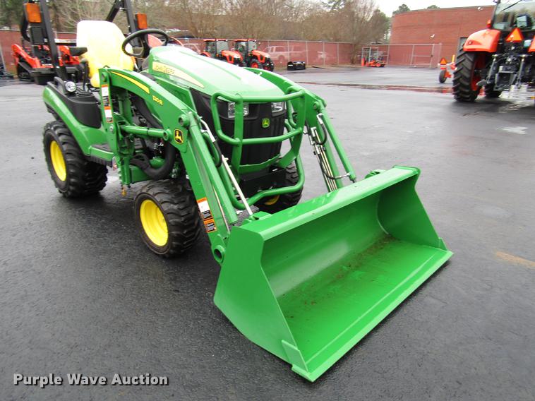 image for item FJ9614 2018 John Deere 1025R MFWD tractor