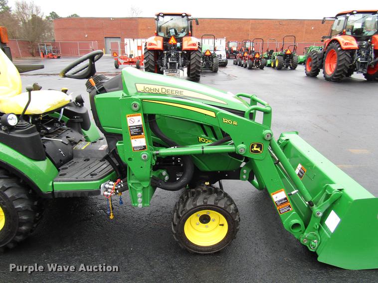 image for item FJ9614 2018 John Deere 1025R MFWD tractor