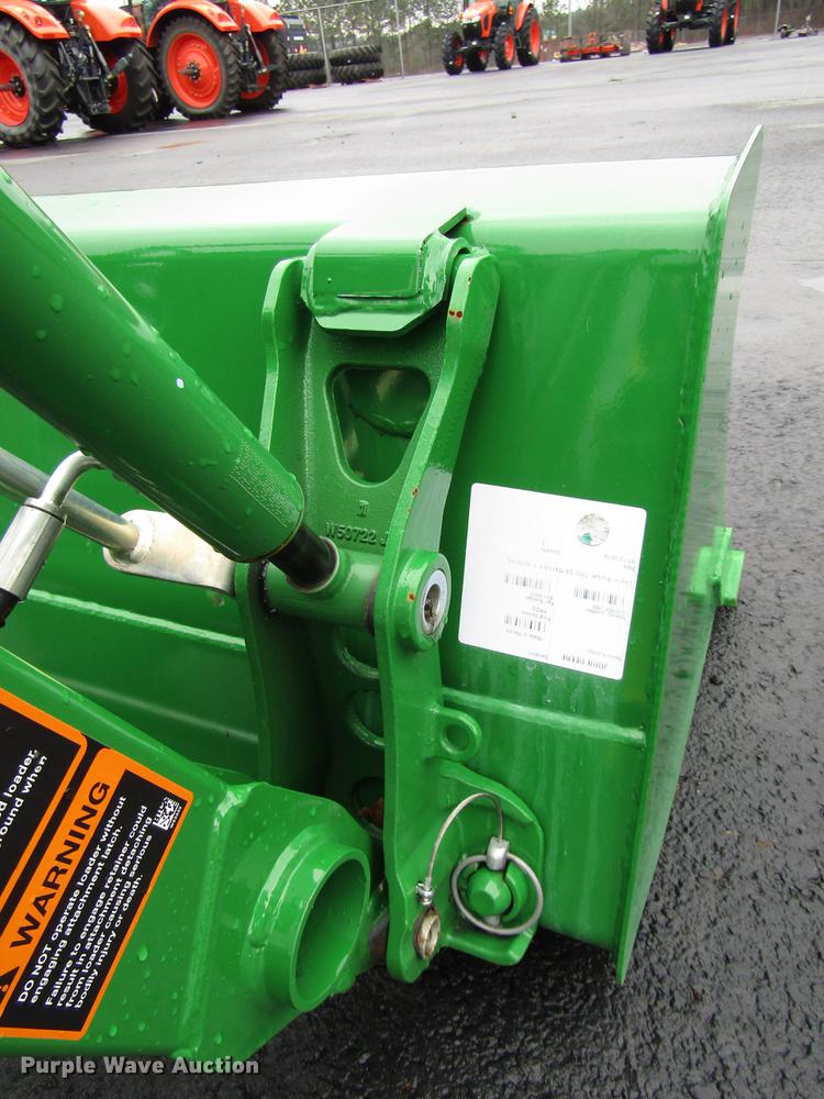 image for item FJ9614 2018 John Deere 1025R MFWD tractor