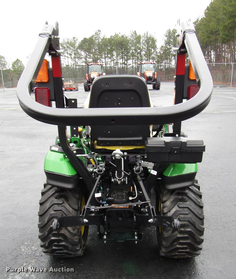 image for item FJ9614 2018 John Deere 1025R MFWD tractor