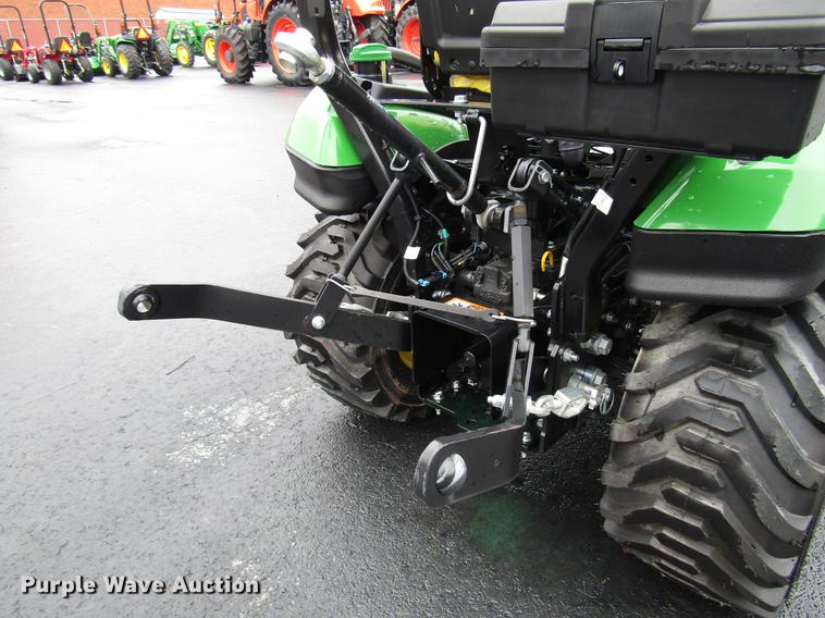 image for item FJ9614 2018 John Deere 1025R MFWD tractor