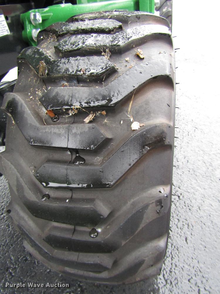 image for item FJ9614 2018 John Deere 1025R MFWD tractor