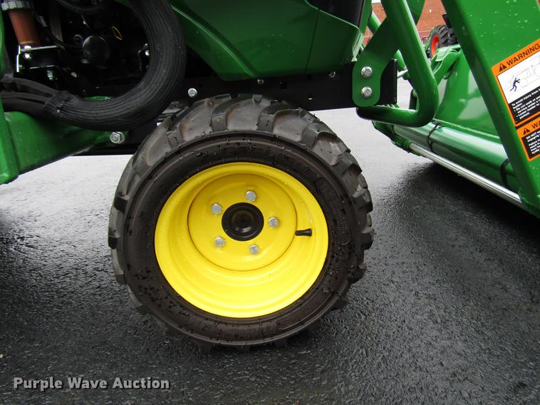 image for item FJ9614 2018 John Deere 1025R MFWD tractor