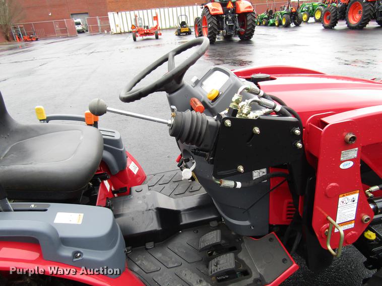 image for item FJ9615 Mahindra eMax 22S MFWD tractor