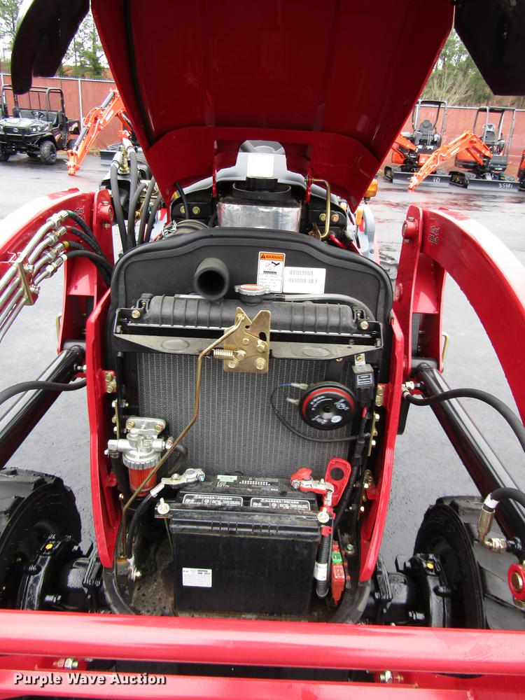 image for item FJ9615 Mahindra eMax 22S MFWD tractor