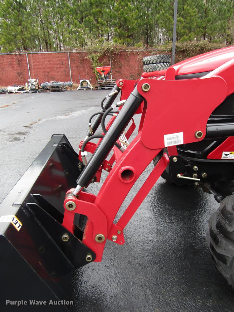 image for item FJ9615 Mahindra eMax 22S MFWD tractor