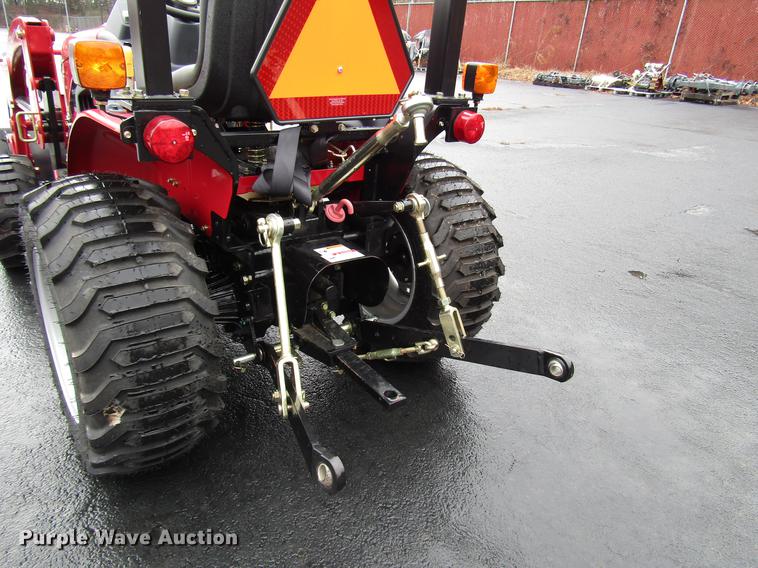 image for item FJ9615 Mahindra eMax 22S MFWD tractor