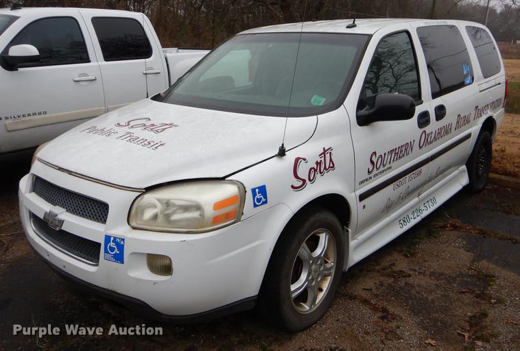 image for item FQ9506 2007 Chevrolet Uplander van