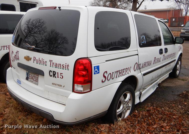 image for item FQ9506 2007 Chevrolet Uplander van