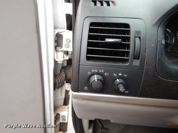 image for item FQ9506 2007 Chevrolet Uplander van