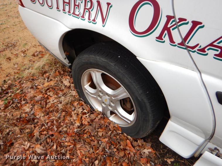 image for item FQ9506 2007 Chevrolet Uplander van