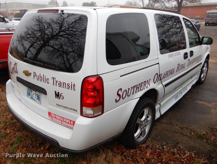 image for item FQ9509 2007 Chevrolet Uplander van