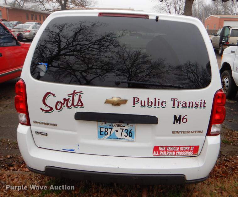 image for item FQ9509 2007 Chevrolet Uplander van