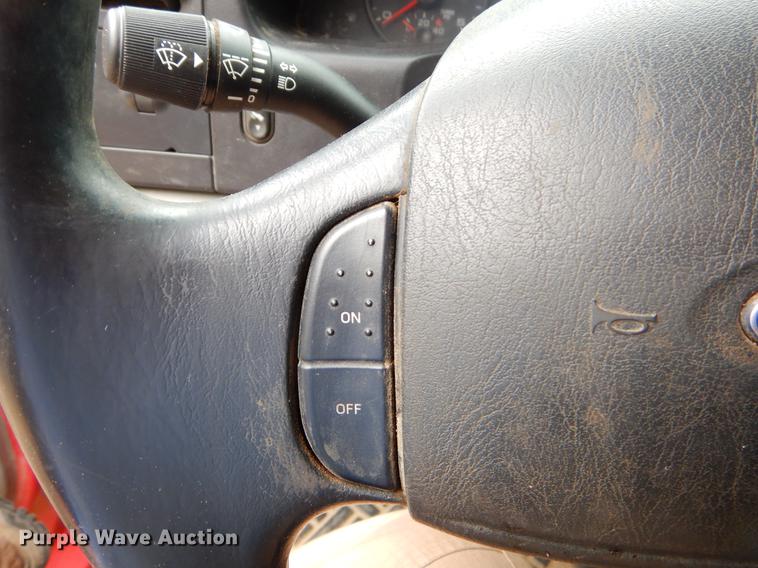 image for item FQ9511 2005 Ford F250 Super Duty SuperCab pickup truck